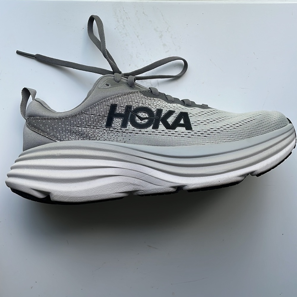 Hoka One One Bondi 8 Wide - NWT - 7.5 EE - Sharkskin/Harbor Mist